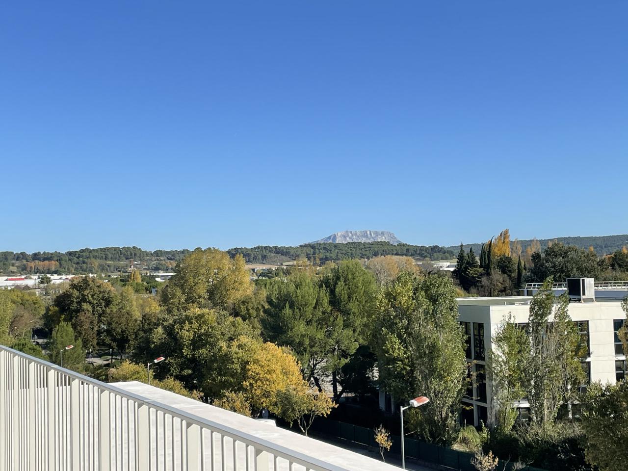 Bureau Aix-en-Provence 915m² Location bureau Aix-en-Provence Bouches-du-Rhône OLBUR2115118 9